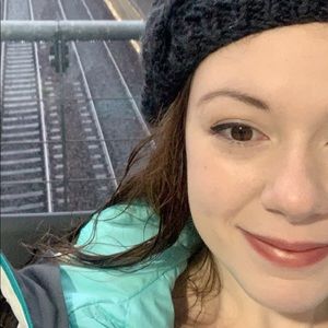 Meet your Posher, Renea